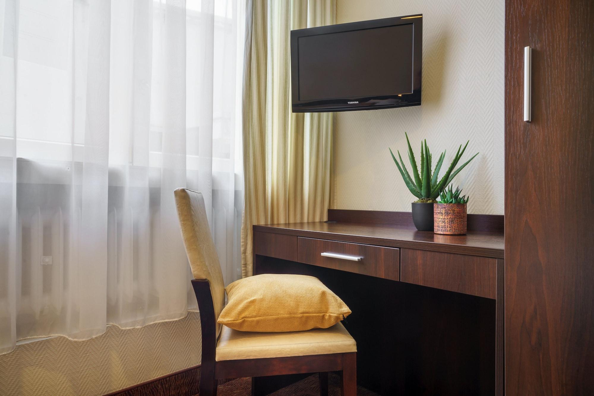 Novum Hotel Eleazar City Center Hamburg Bagian luar foto
